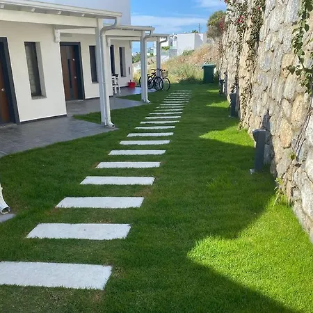 Yalikavak'ta Deniz Manzarali Tatil Evi * Bodrum